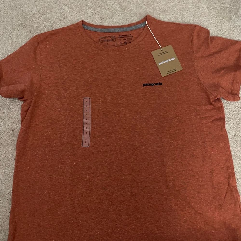 PATAGONIA T-SHIRT